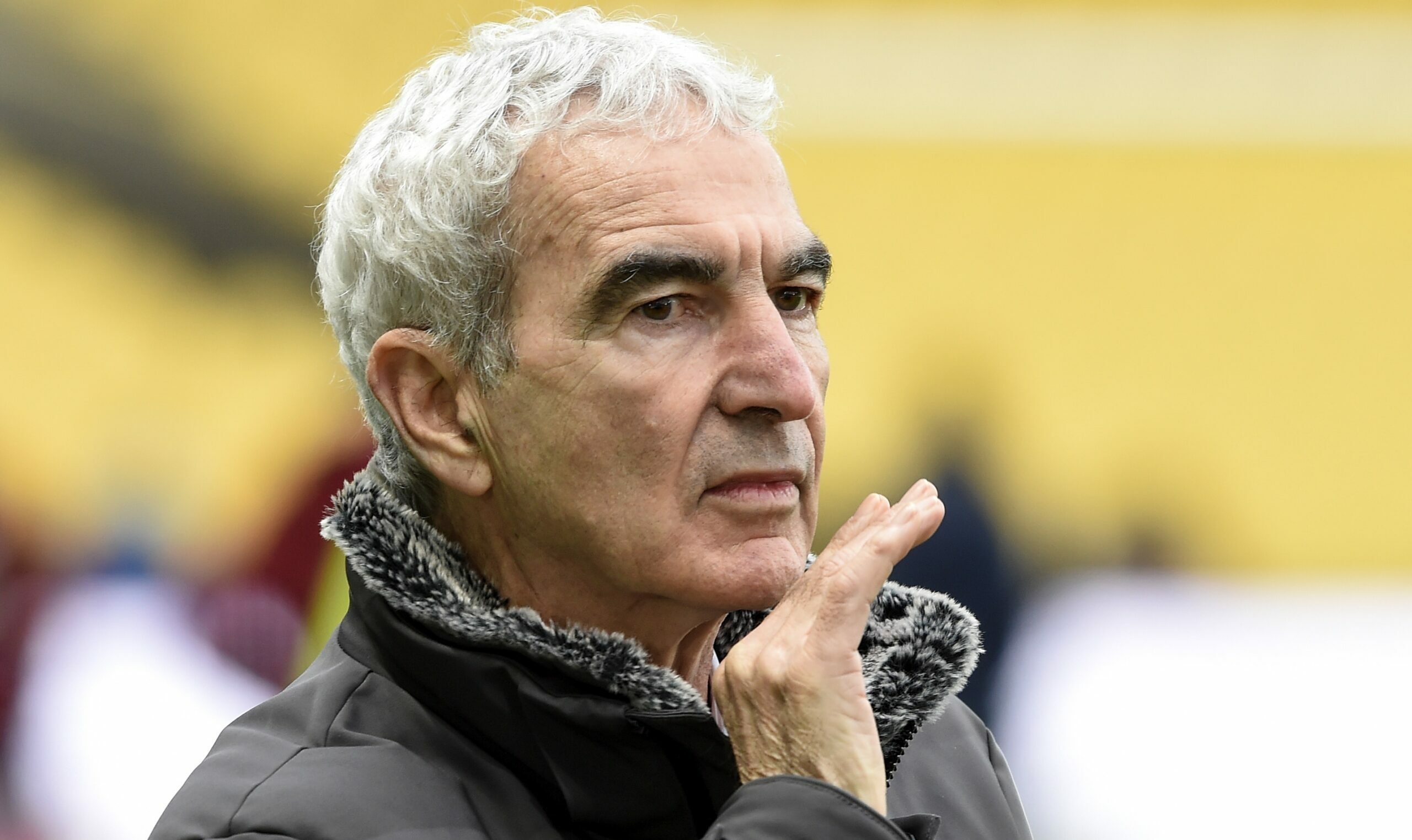 O previsível fracasso de Raymond Domenech no Nantes culminou na demissão após míseros oito jogos – e nenhuma vitória 2 TECINICO